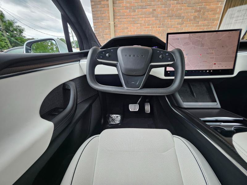 Used 2023 Tesla Model X Plaid AWD/4WD image 5