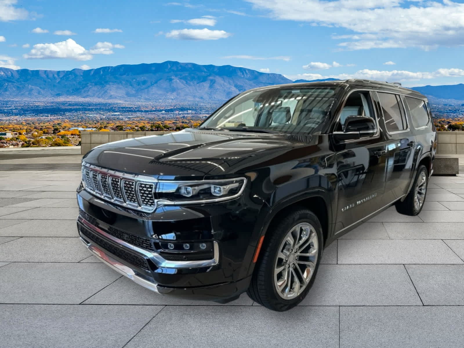 New 2023 Jeep Grand Wagoneer L Series II w/ Premium Group II