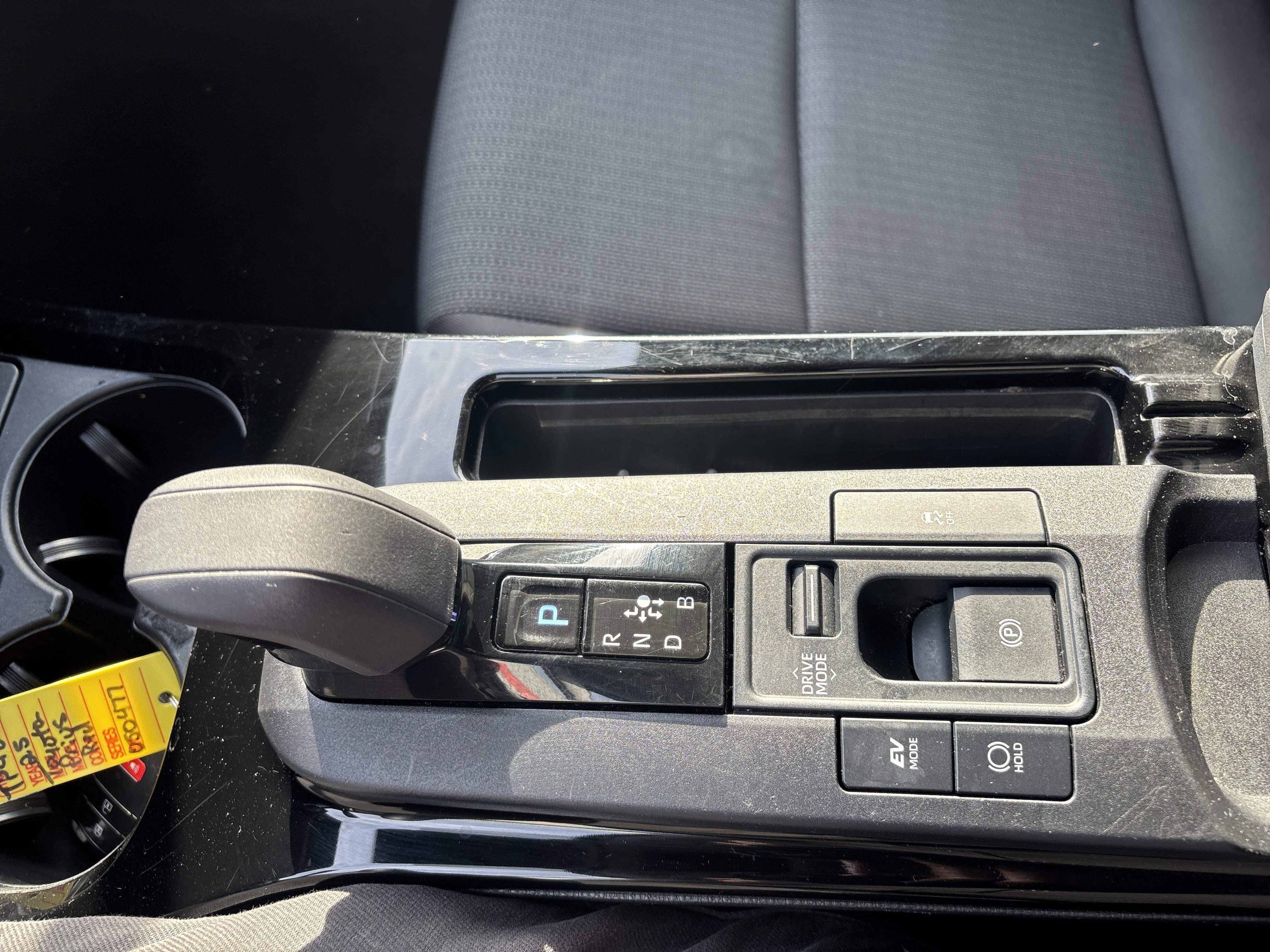 Used 2025 Toyota Prius LE image 24