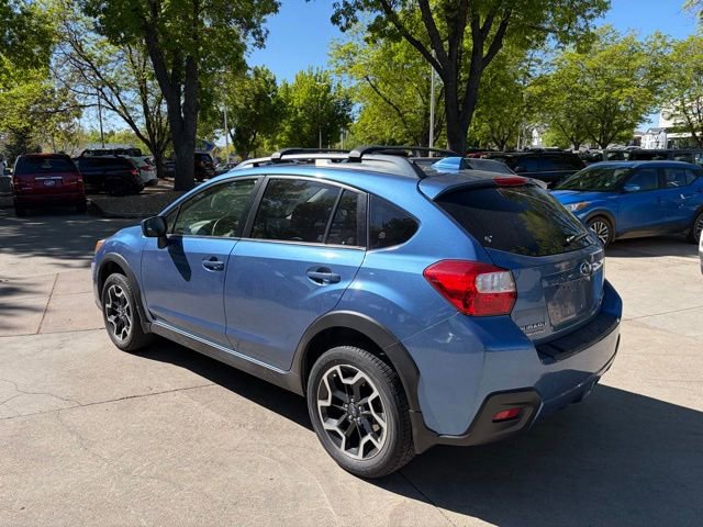 Used 2017 Subaru Crosstrek 2.0i Premium AWD/4WD image 3