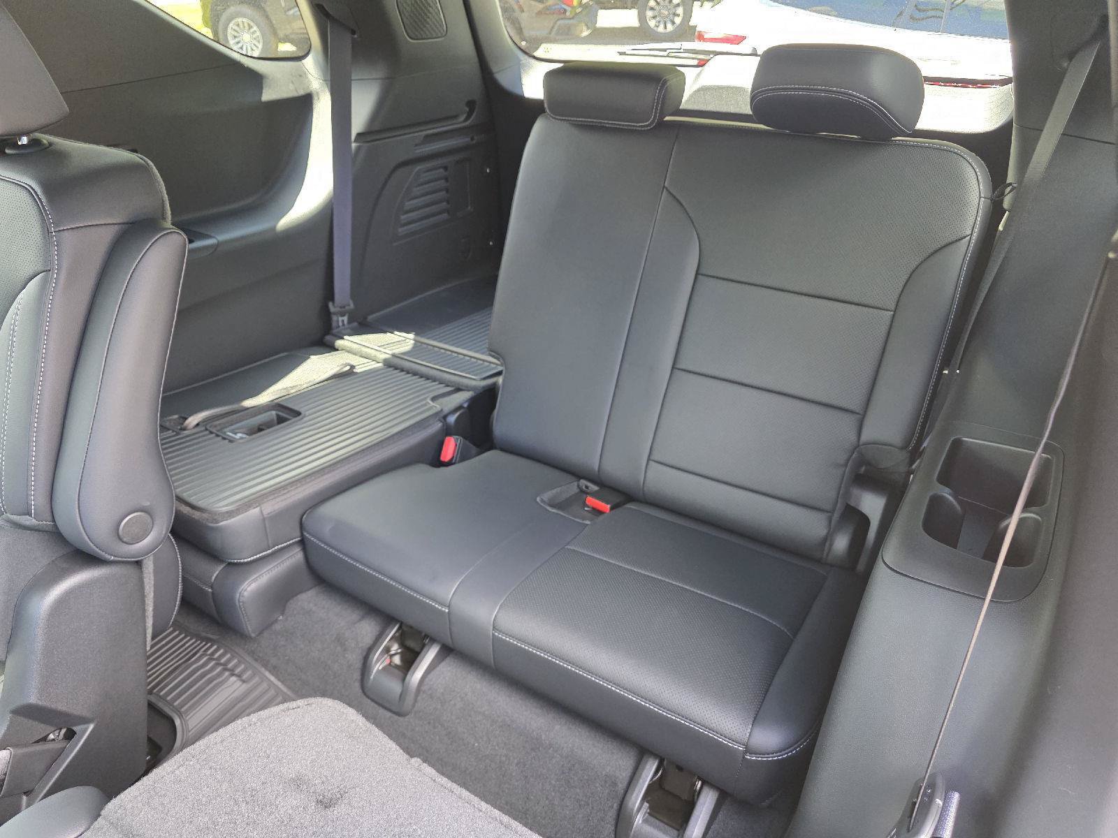 New 2026 Chevrolet Traverse LT w/ LPO, Floor Liner Package AWD/4WD image 23
