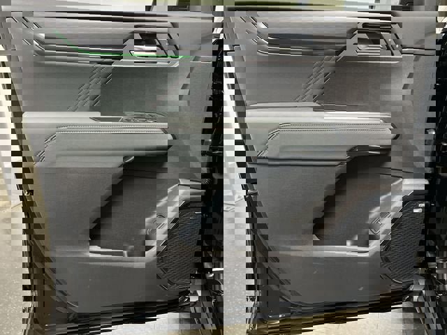 New 2026 GMC Acadia AT4 w/ LPO, Floor Liner Package image 22