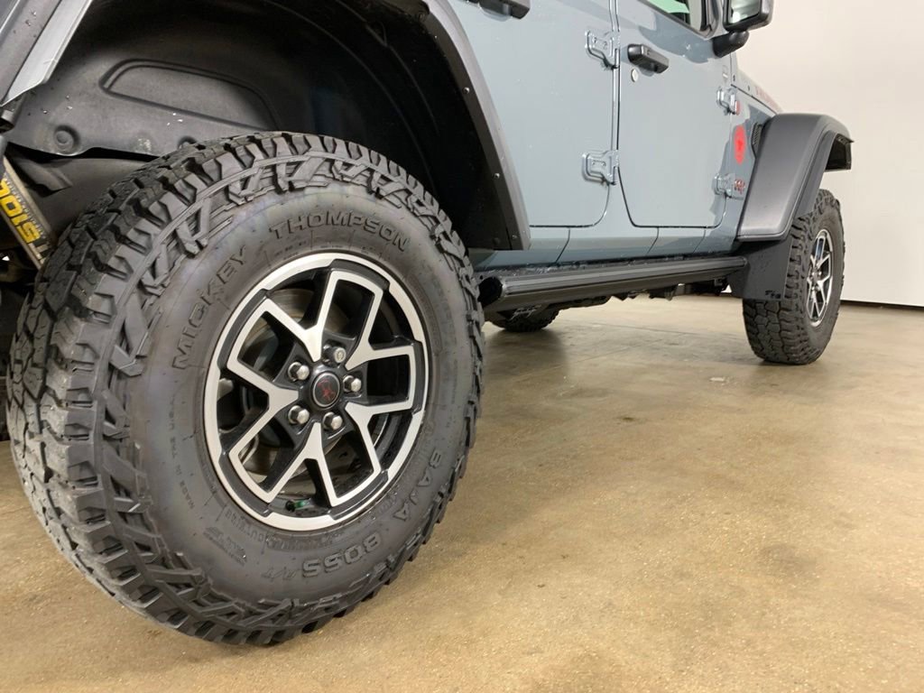 Used 2024 Jeep Wrangler Unlimited Rubicon w/ Capability Package AWD/4WD image 9