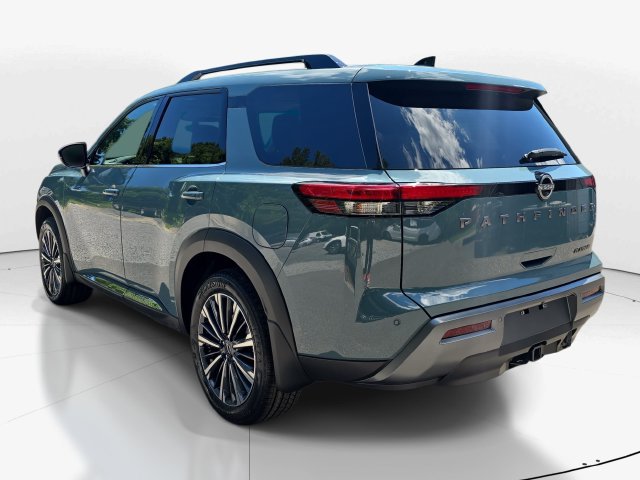New 2026 Nissan Pathfinder Platinum FWD image 8