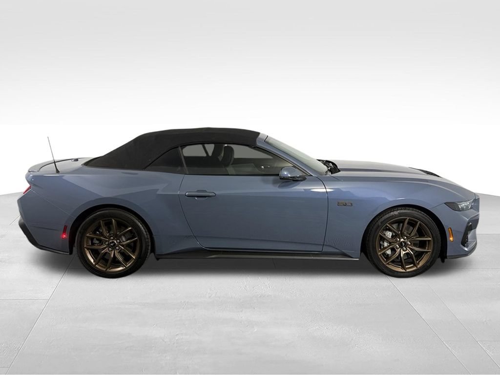 Used 2025 Ford Mustang GT Premium RWD image 7