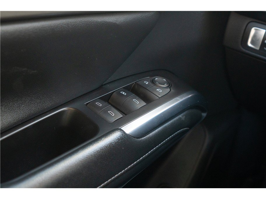 Used 2024 Chevrolet Traverse LT w/ Midnight/Sport Edition FWD image 12