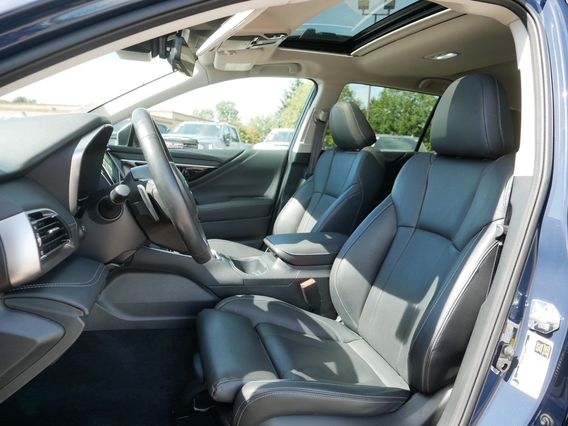Used 2023 Subaru Outback Touring AWD/4WD image 34