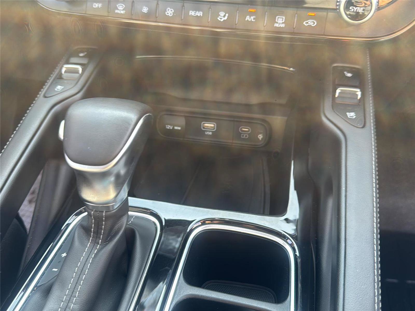 Used 2023 Kia Telluride SX AWD/4WD image 14