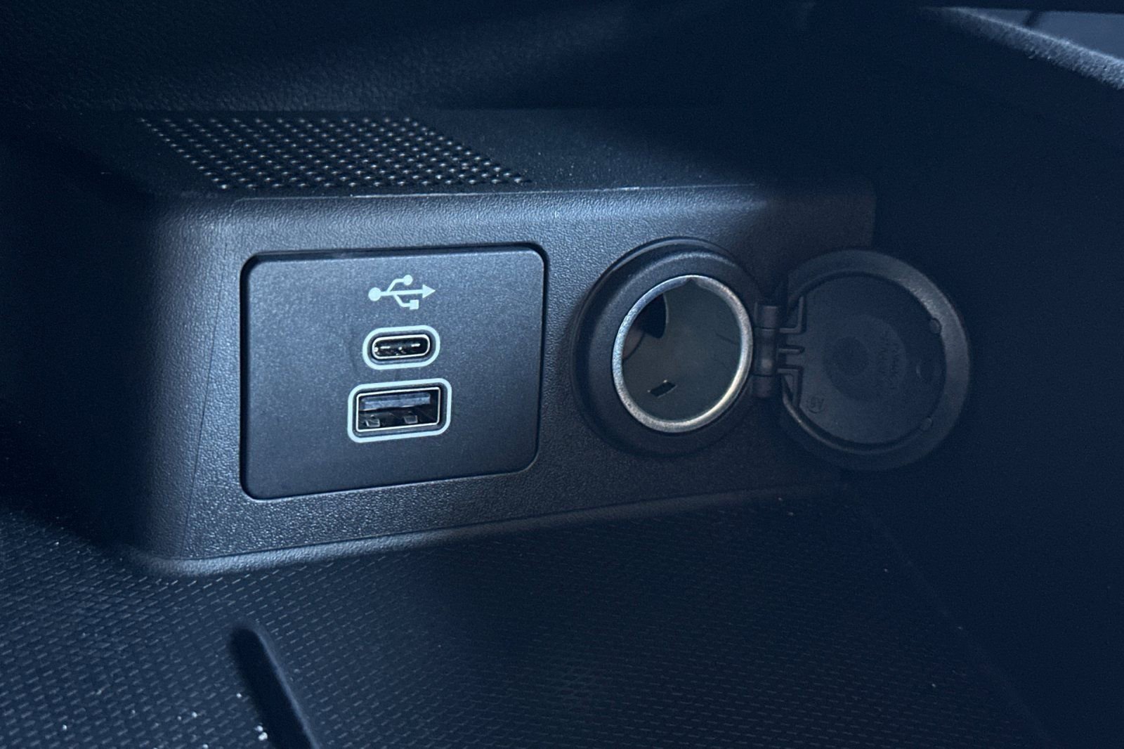 Used 2025 Ford Escape Active w/ Tech Pack #1 image 32