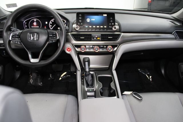 Used 2018 Honda Accord LX image 2