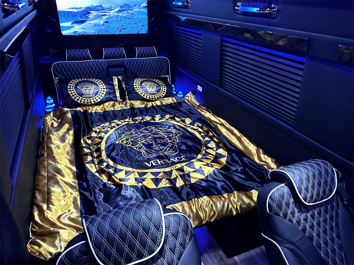 Used 2024 Mercedes-Benz Sprinter 3500 image 12