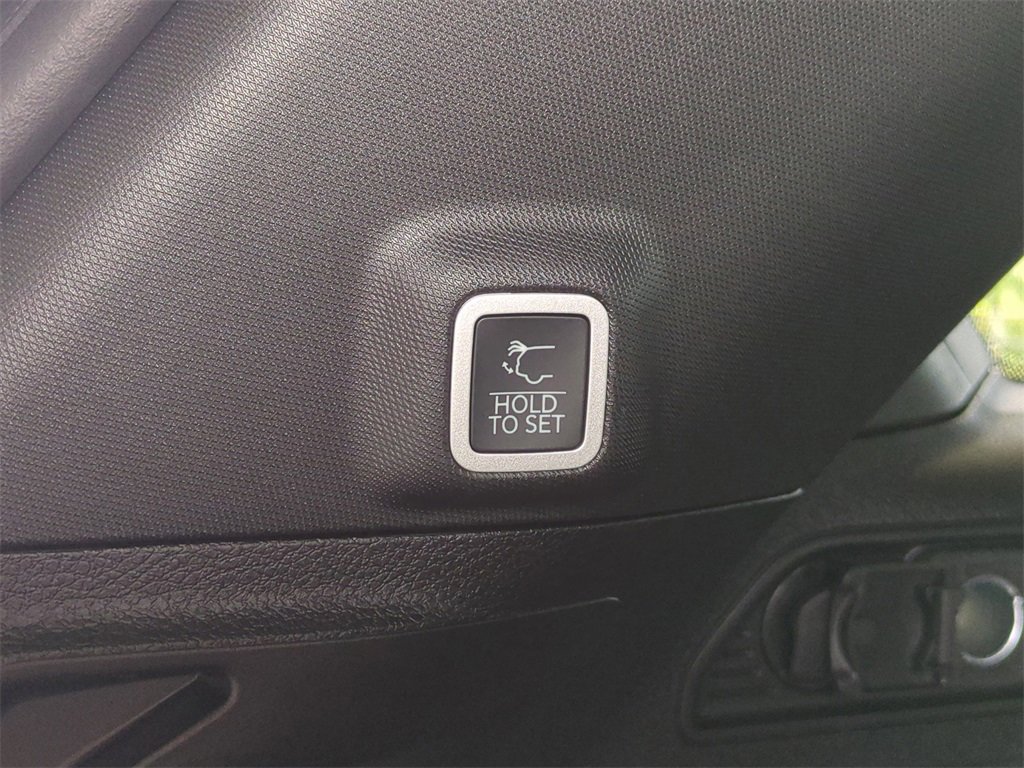 New 2025 Jeep Grand Cherokee Limited image 14