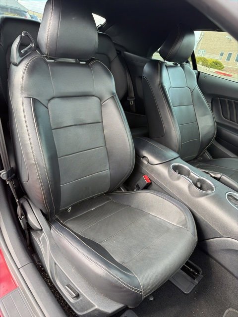 Used 2020 Ford Mustang Premium image 15