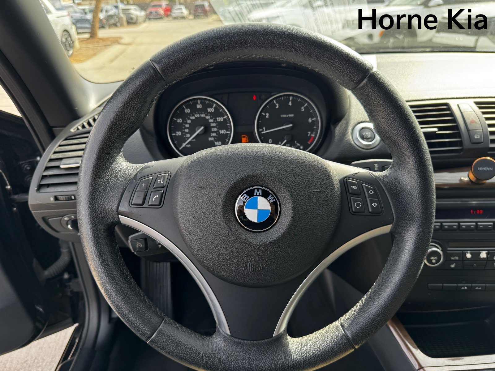 Used 2011 BMW 128i Convertible image 15