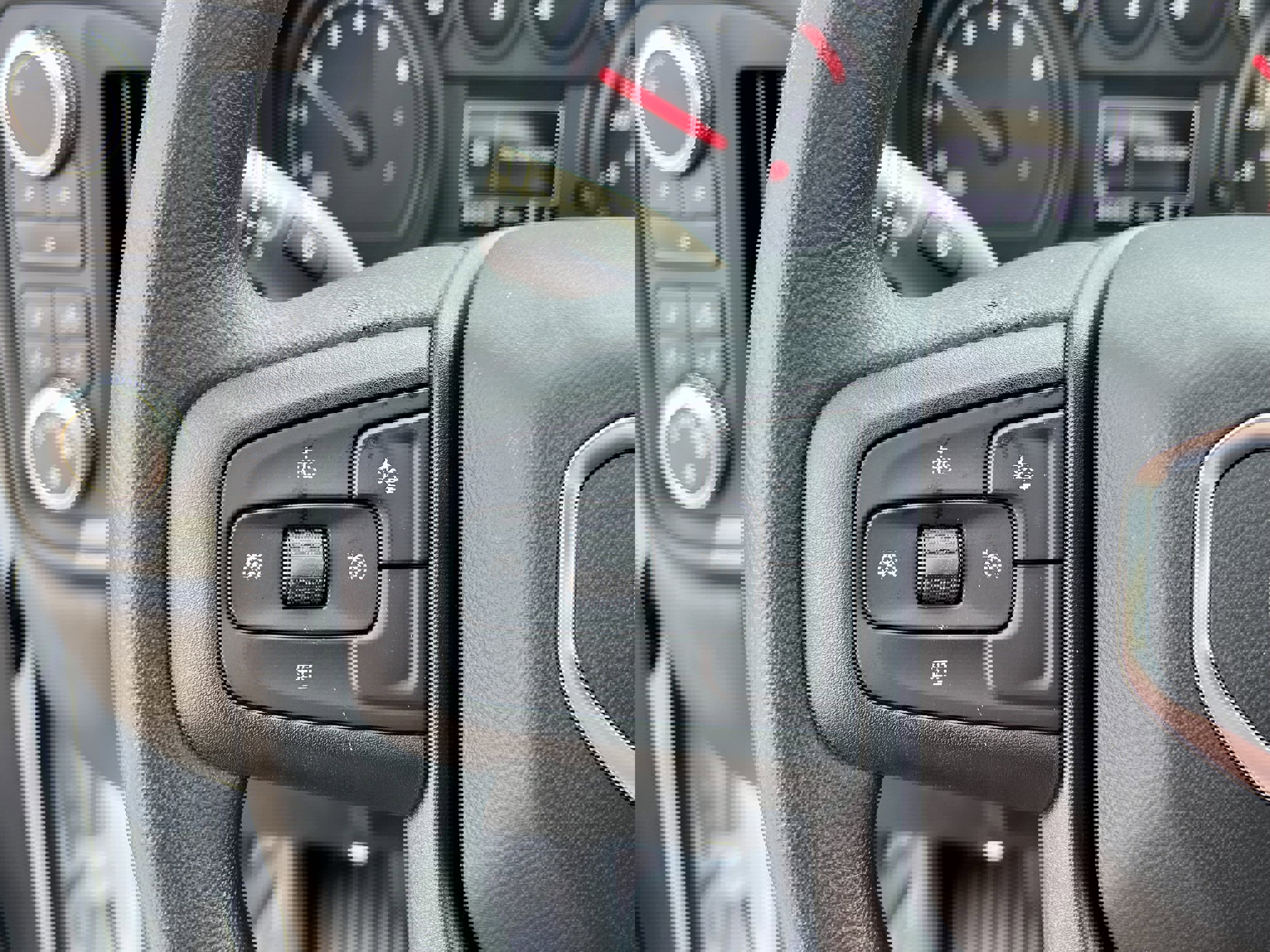 New 2025 GMC Sierra 2500 Pro w/ Convenience Package image 15