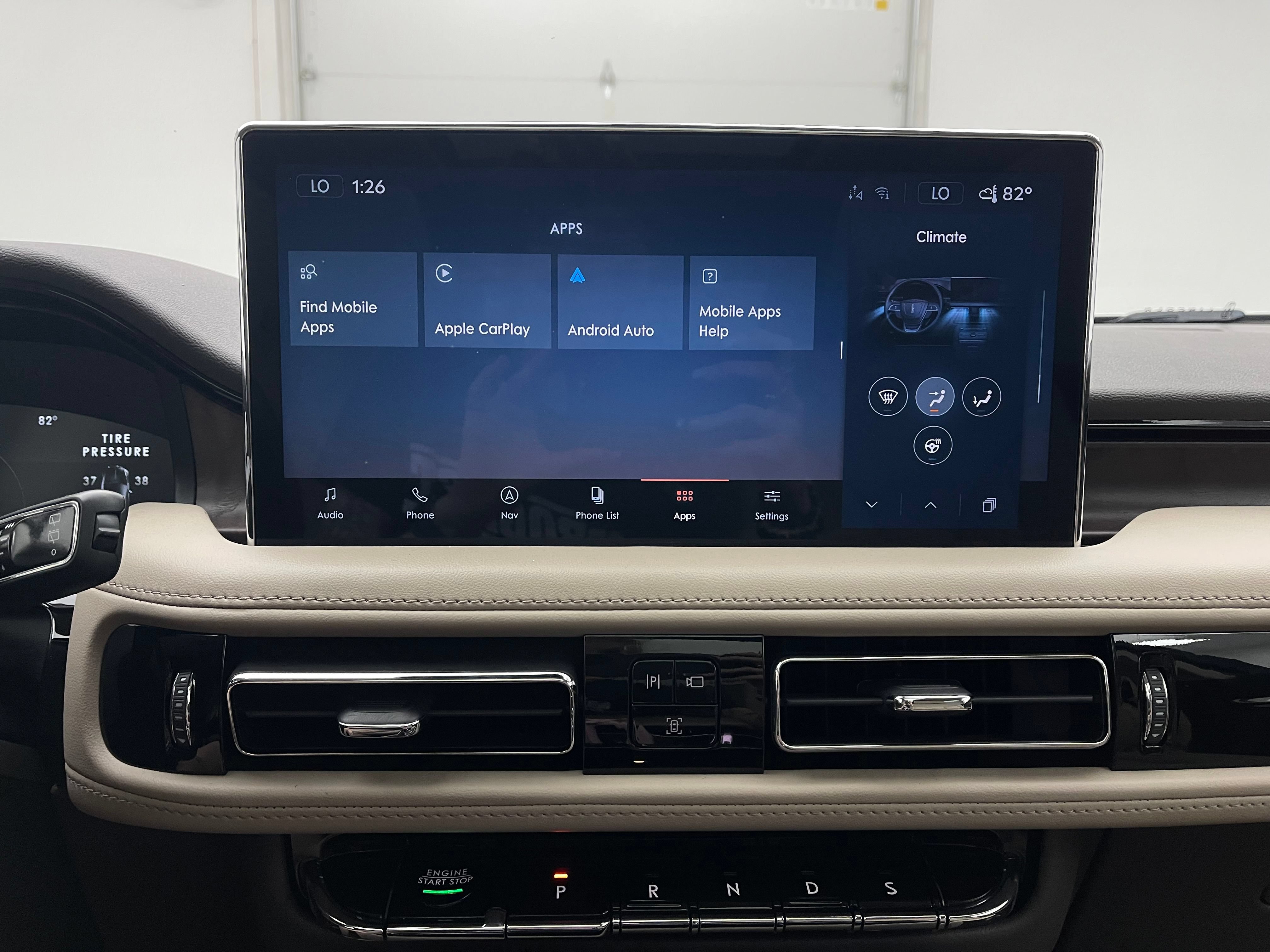Used 2023 Lincoln Nautilus Reserve AWD/4WD image 30