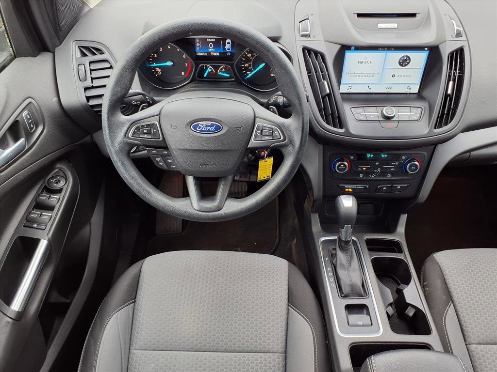 Used 2017 Ford Escape SE w/ Equipment Group 201A image 5