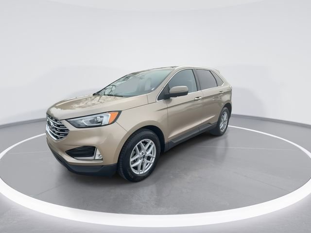 Used 2021 Ford Edge SEL w/ Convenience Package image 4
