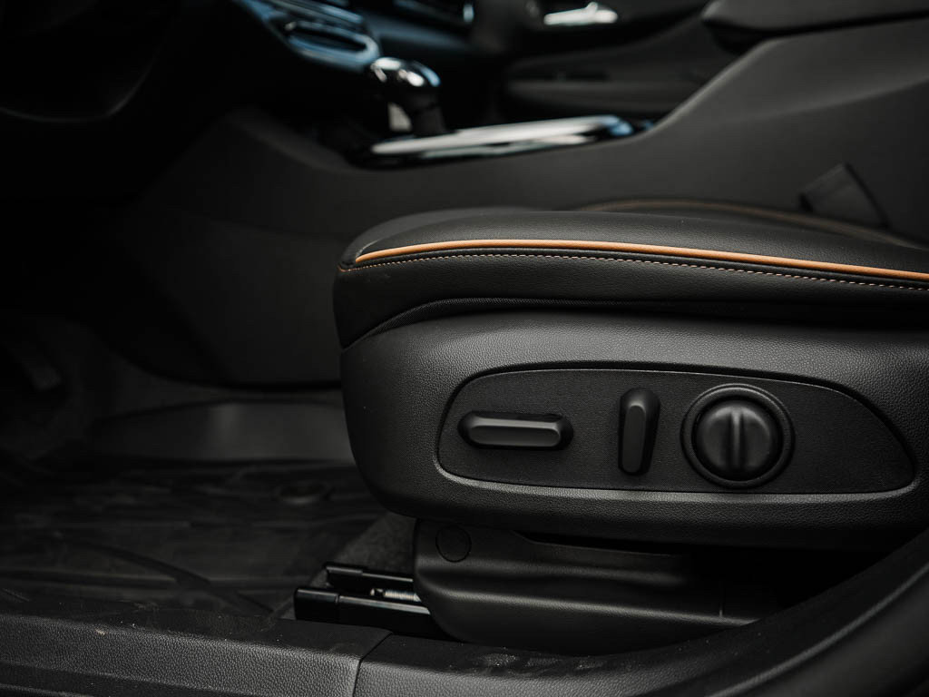 New 2026 Buick Envista Avenir image 18