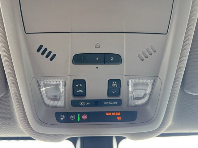 Used 2018 Chevrolet Equinox LT w/ Sun & Infotainment Package image 6