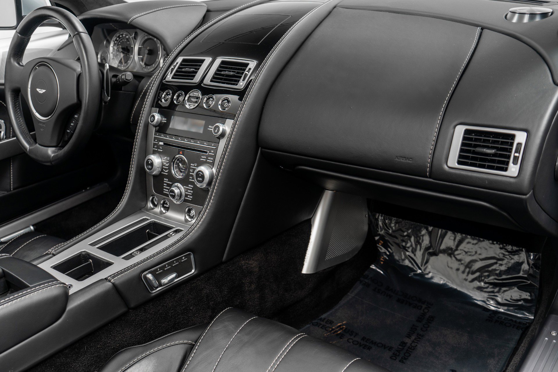 Used 2014 Aston Martin DB9 Volante image 14