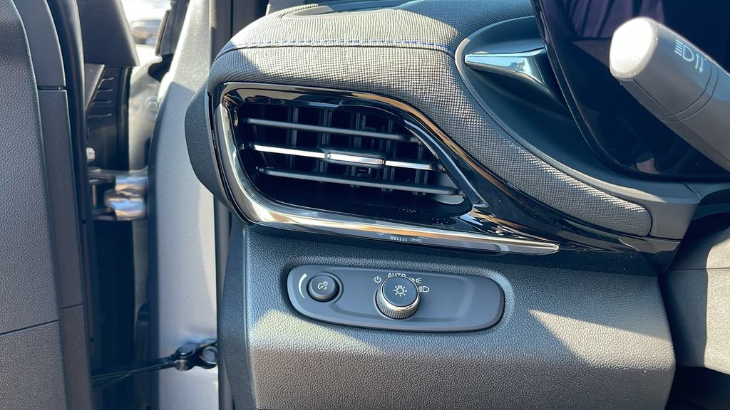 New 2026 Buick Envista Sport Touring w/ Convenience I Package FWD image 23