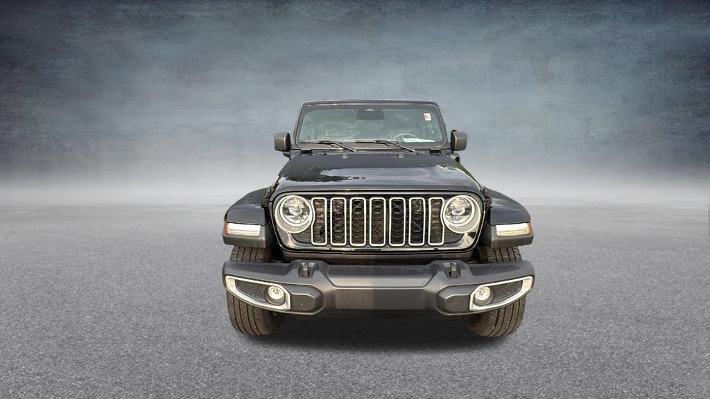 Used 2025 Jeep Wrangler Unlimited Sahara w/ Safety Group AWD/4WD image 4