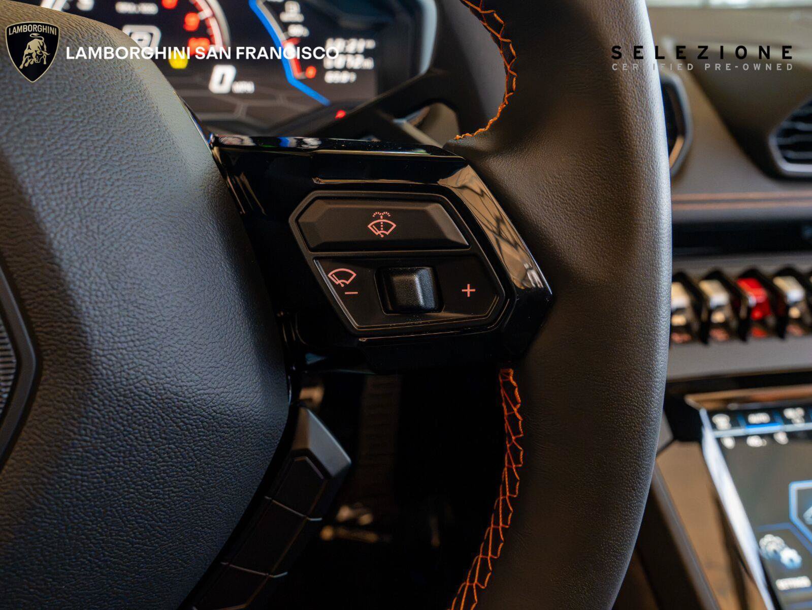 Used 2023 Lamborghini Huracan EVO RWD image 42