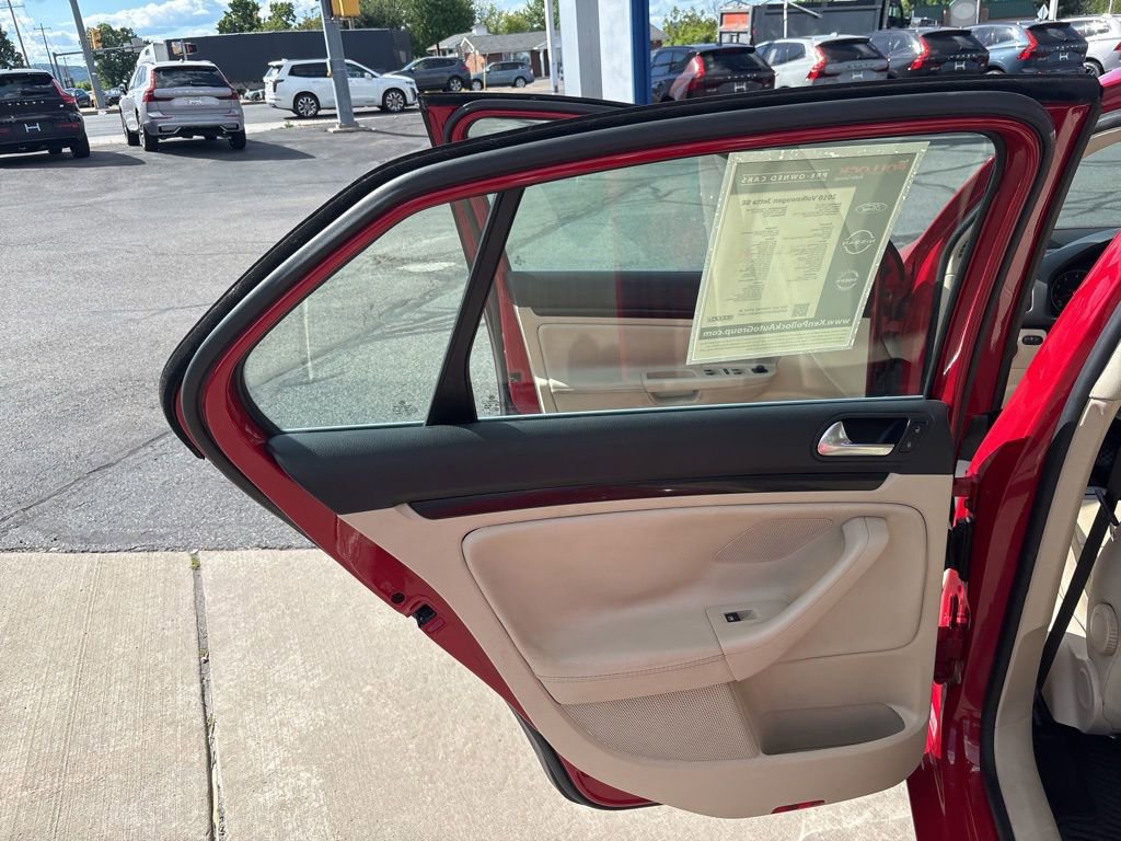 Used 2010 Volkswagen Jetta SE FWD image 27