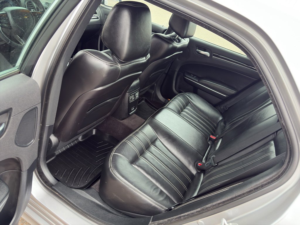 Used 2018 Chrysler 300 S w/ 300S Premium Group image 14