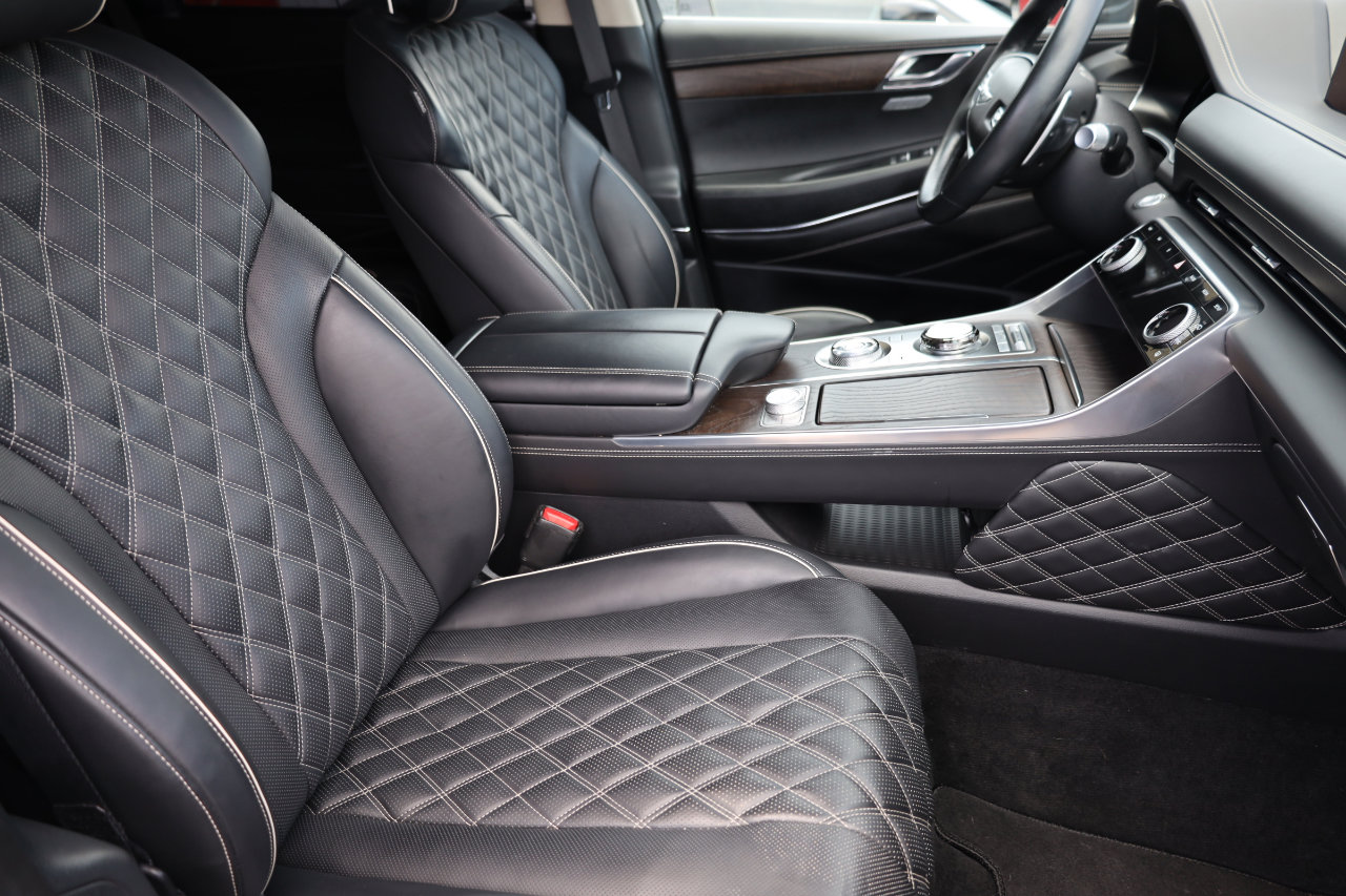 Used 2023 Genesis GV80 3.5T image 13