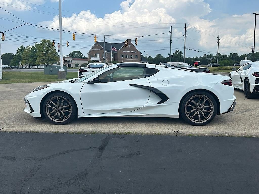 Used 2024 Chevrolet Corvette Stingray Premium Cpe w/ 3LT image 10