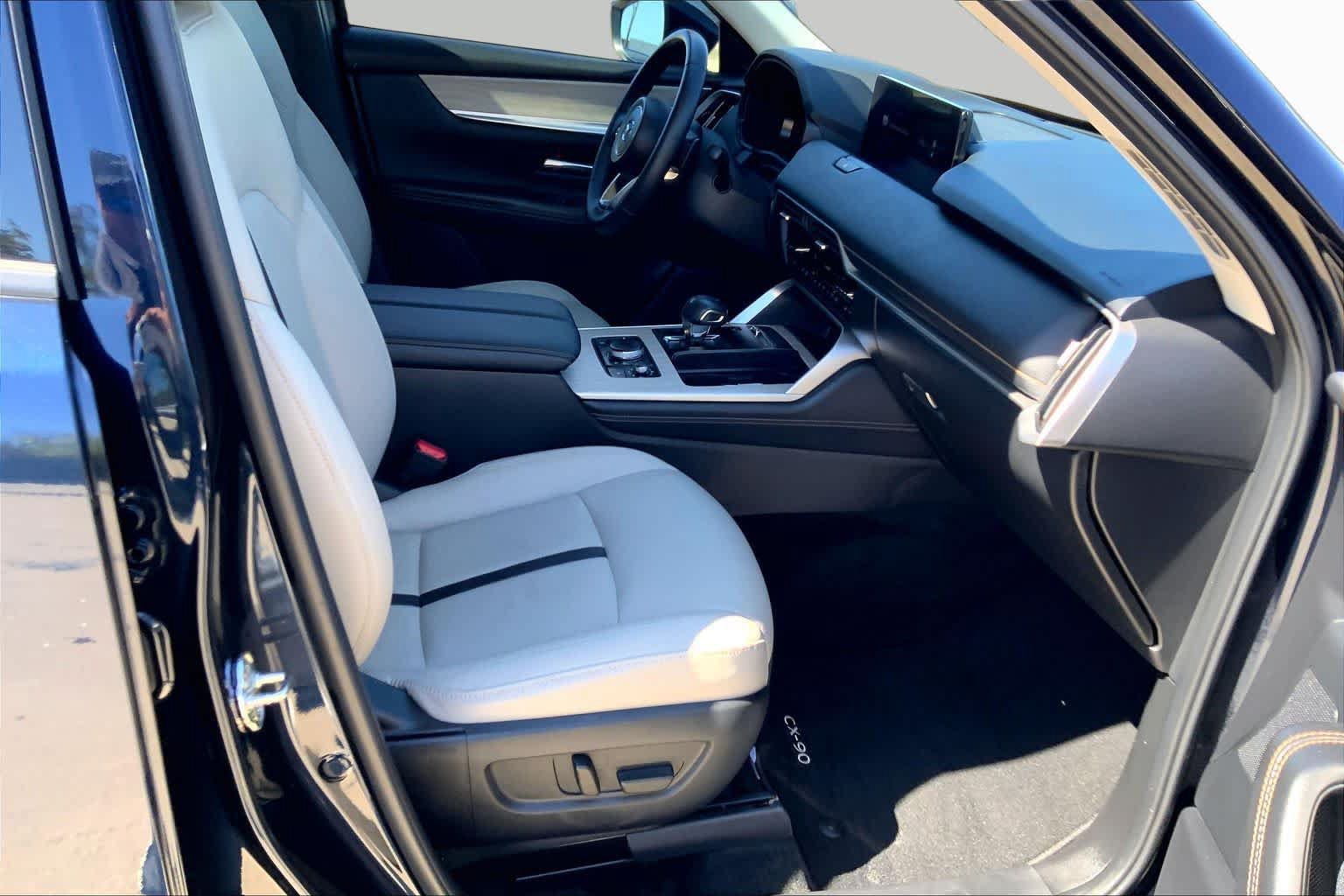 Certified 2025 MAZDA CX-90 Plug-In Hybrid w/Premium Sport AWD/4WD image 9