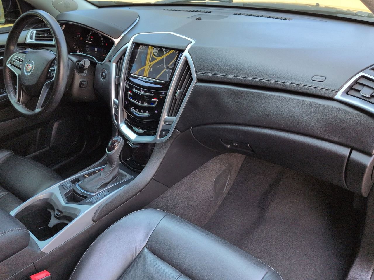 Used 2016 Cadillac SRX Performance w/ Midnight Edition Package image 27