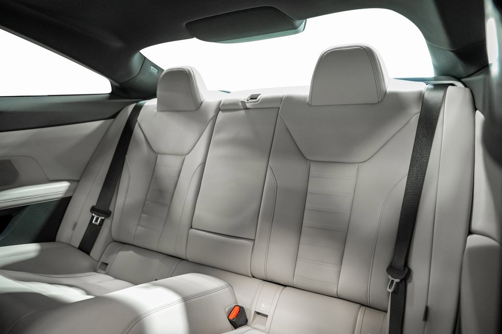 Used 2023 BMW 440i xDrive Coupe w/ Premium Package image 38