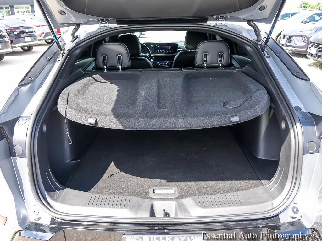 Used 2025 Buick Envista Sport Touring w/ Convenience I Package FWD image 22