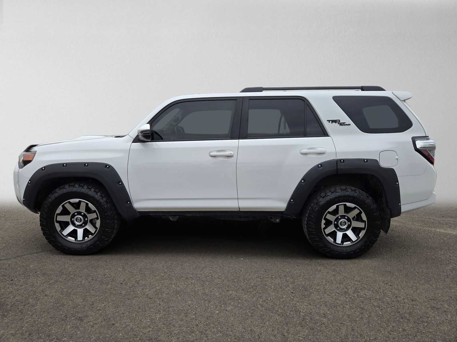 Used 2019 Toyota 4Runner TRD Off-Road Premium AWD/4WD image 7