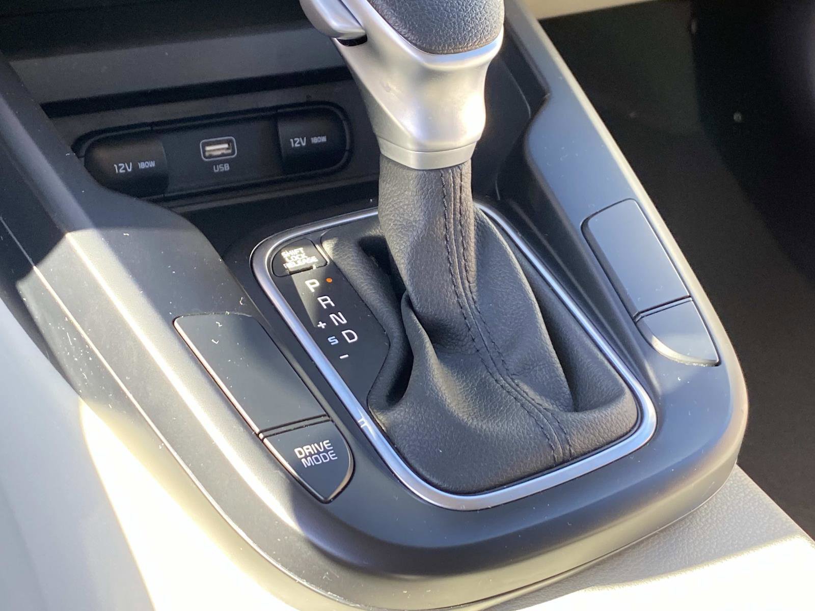 Used 2025 Kia Soul LX image 15