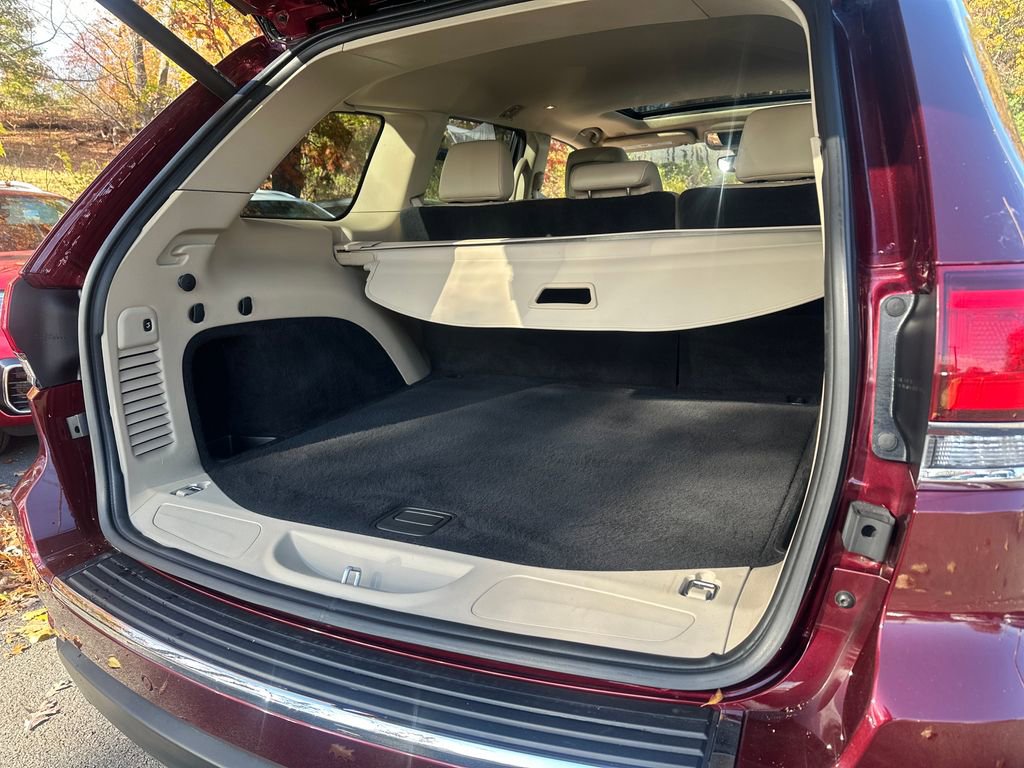 Used 2021 Jeep Grand Cherokee Limited image 14