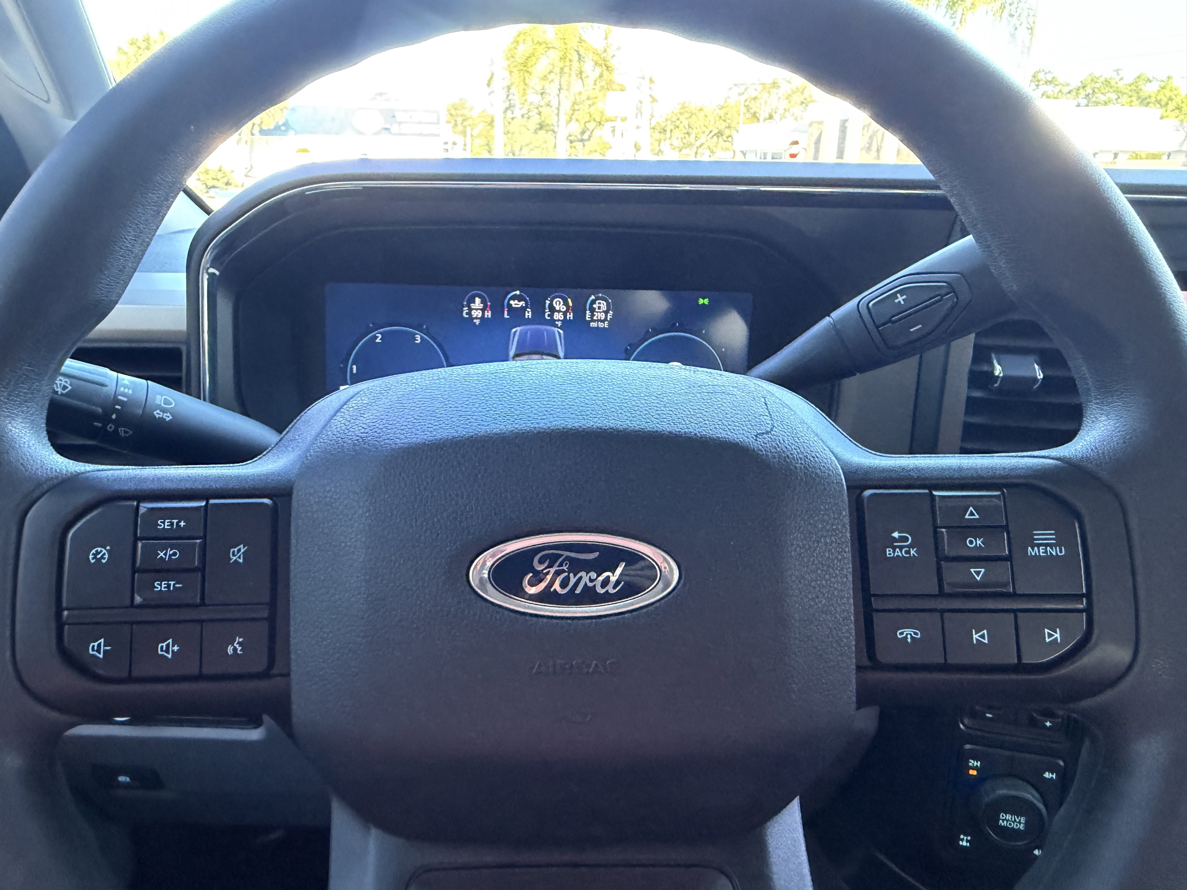 Used 2024 Ford F250 XLT w/ XLT Premium Package image 28