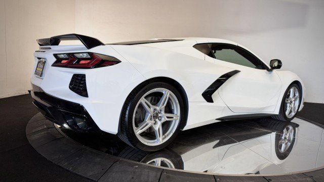 Used 2023 Chevrolet Corvette Stingray Premium Cpe w/ Z51 Performance Package image 26