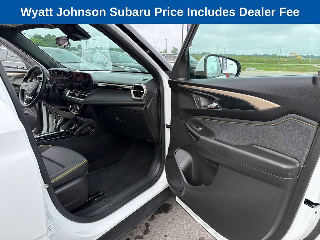Used 2024 Chevrolet TrailBlazer ACTIV w/ Driver Confidence Package FWD image 30