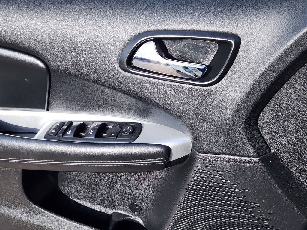 Used 2017 Dodge Journey Crossroad image 6