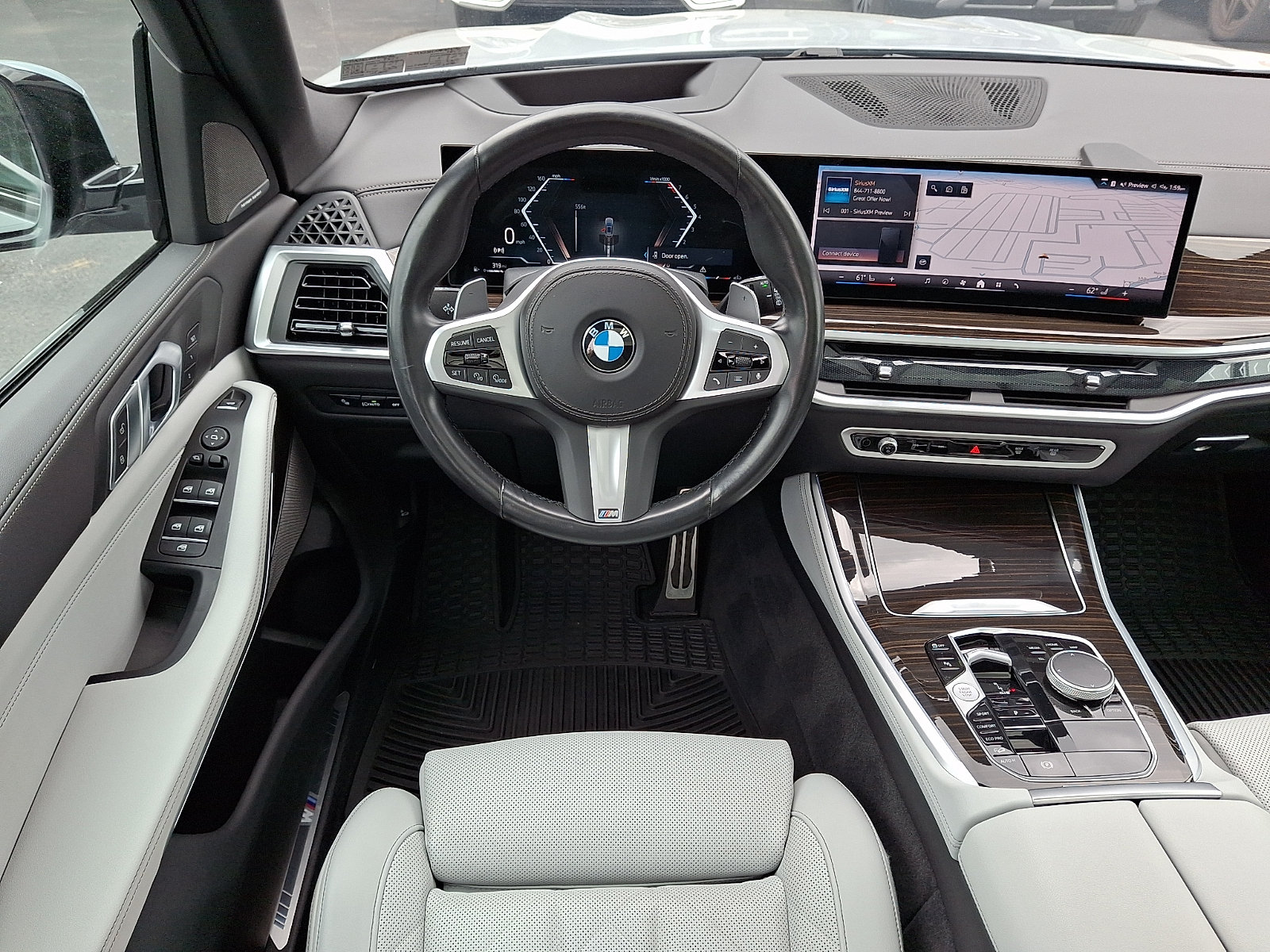 Used 2024 BMW X5 xDrive40i w/ M Sport Package AWD/4WD image 18
