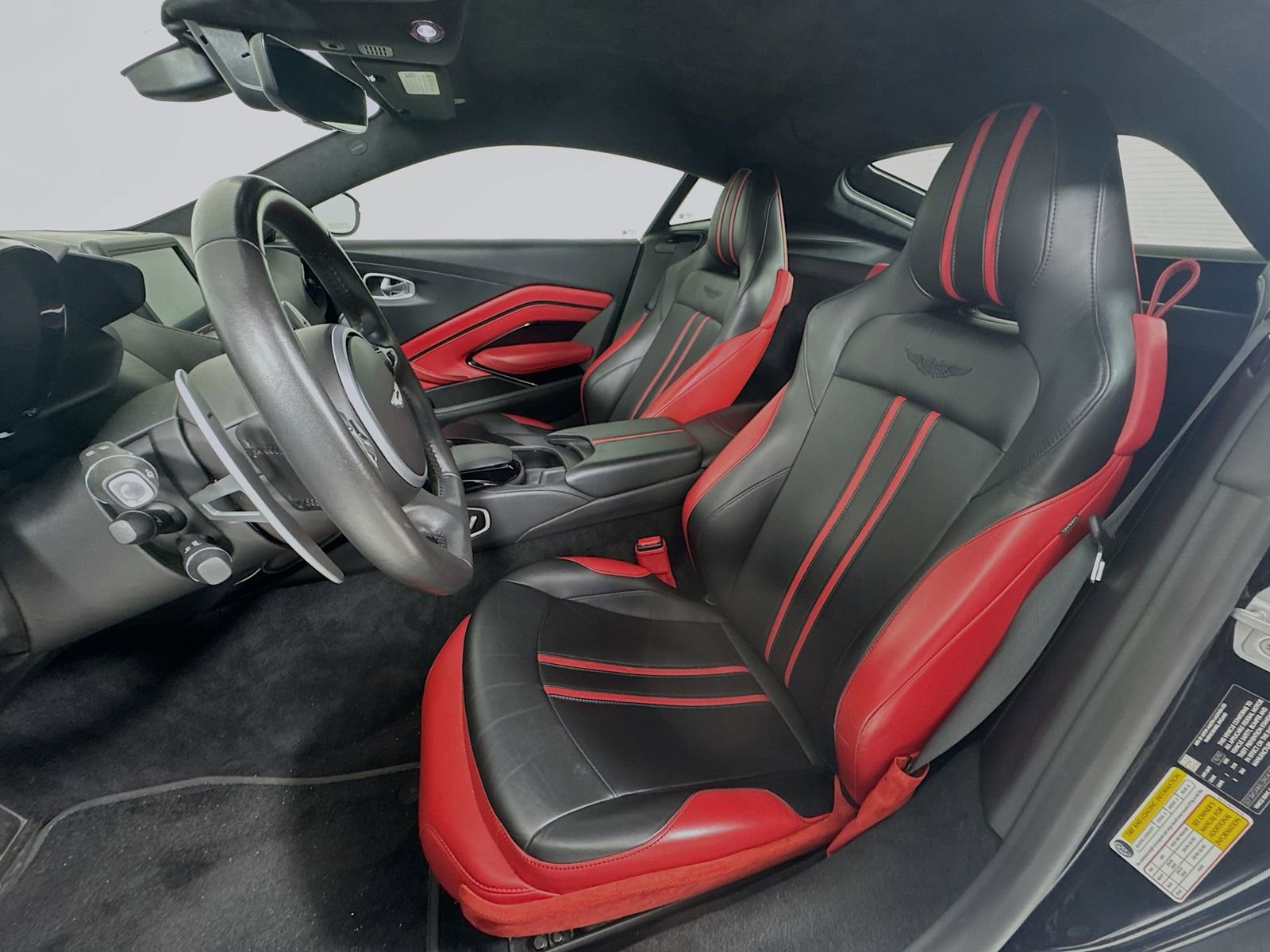 Used 2020 Aston Martin V8 Vantage Coupe RWD image 8