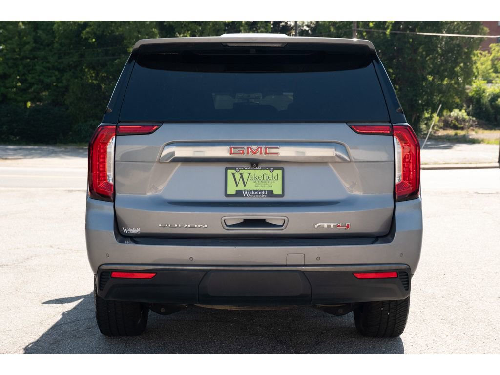 Used 2022 GMC Yukon XL AT4 AWD/4WD image 7
