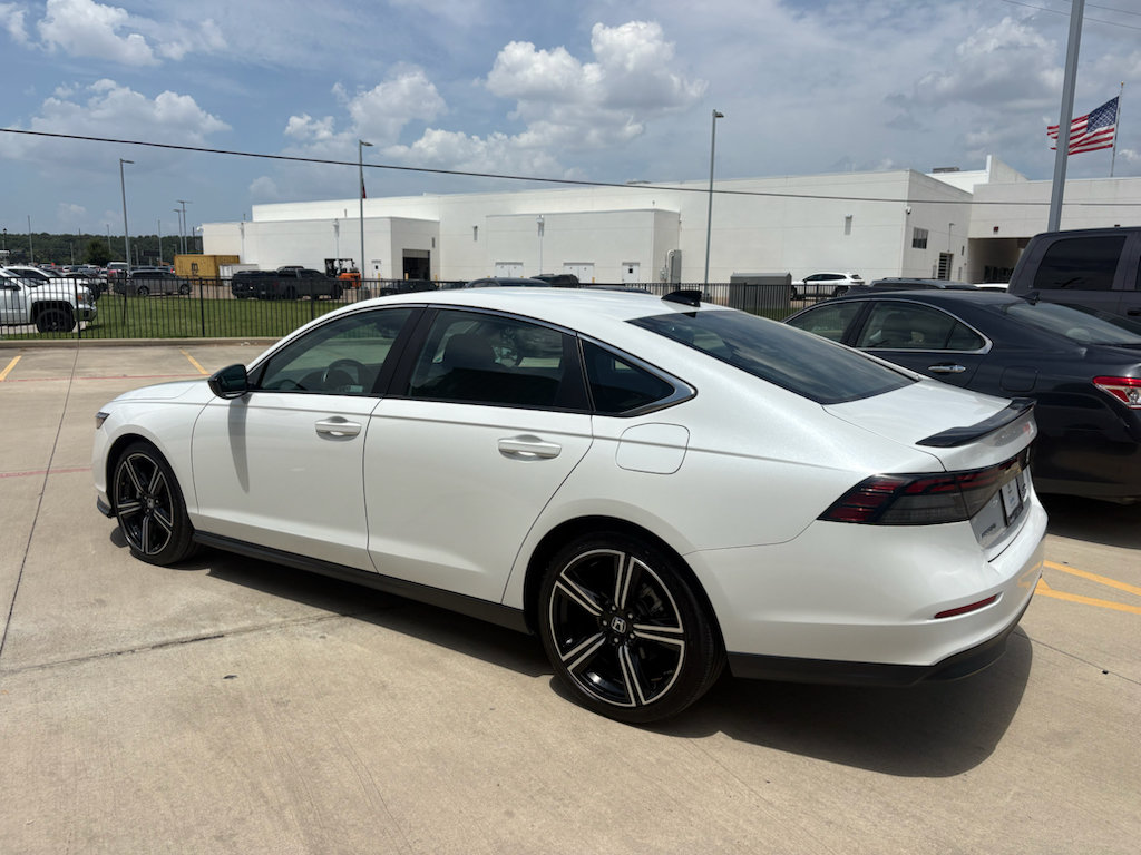 Certified 2024 Honda Accord Sport image 6