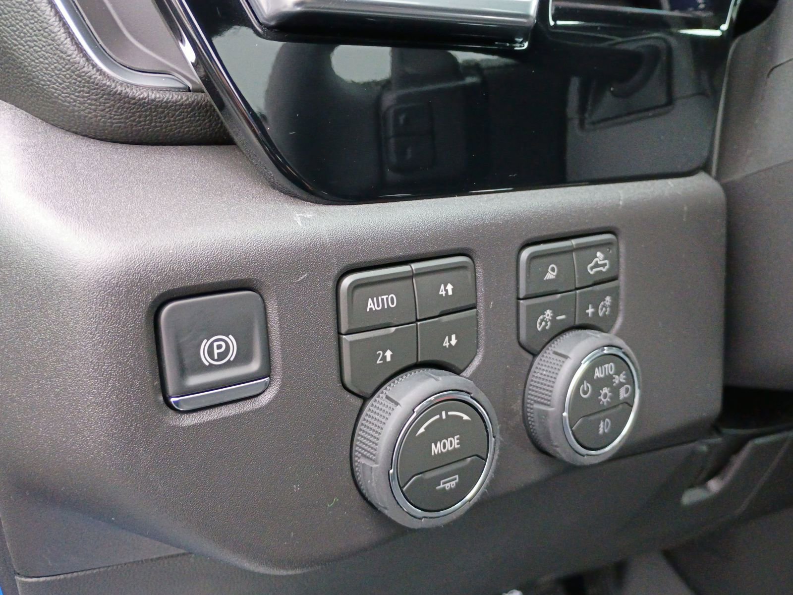 New 2026 Chevrolet Silverado 1500 LT Trail Boss w/ LT Trail Boss Premium Package image 34