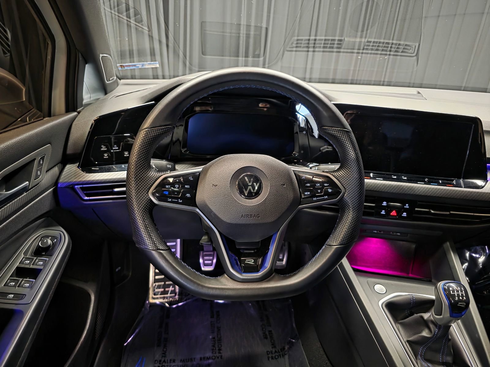 Used 2022 Volkswagen Golf R image 21