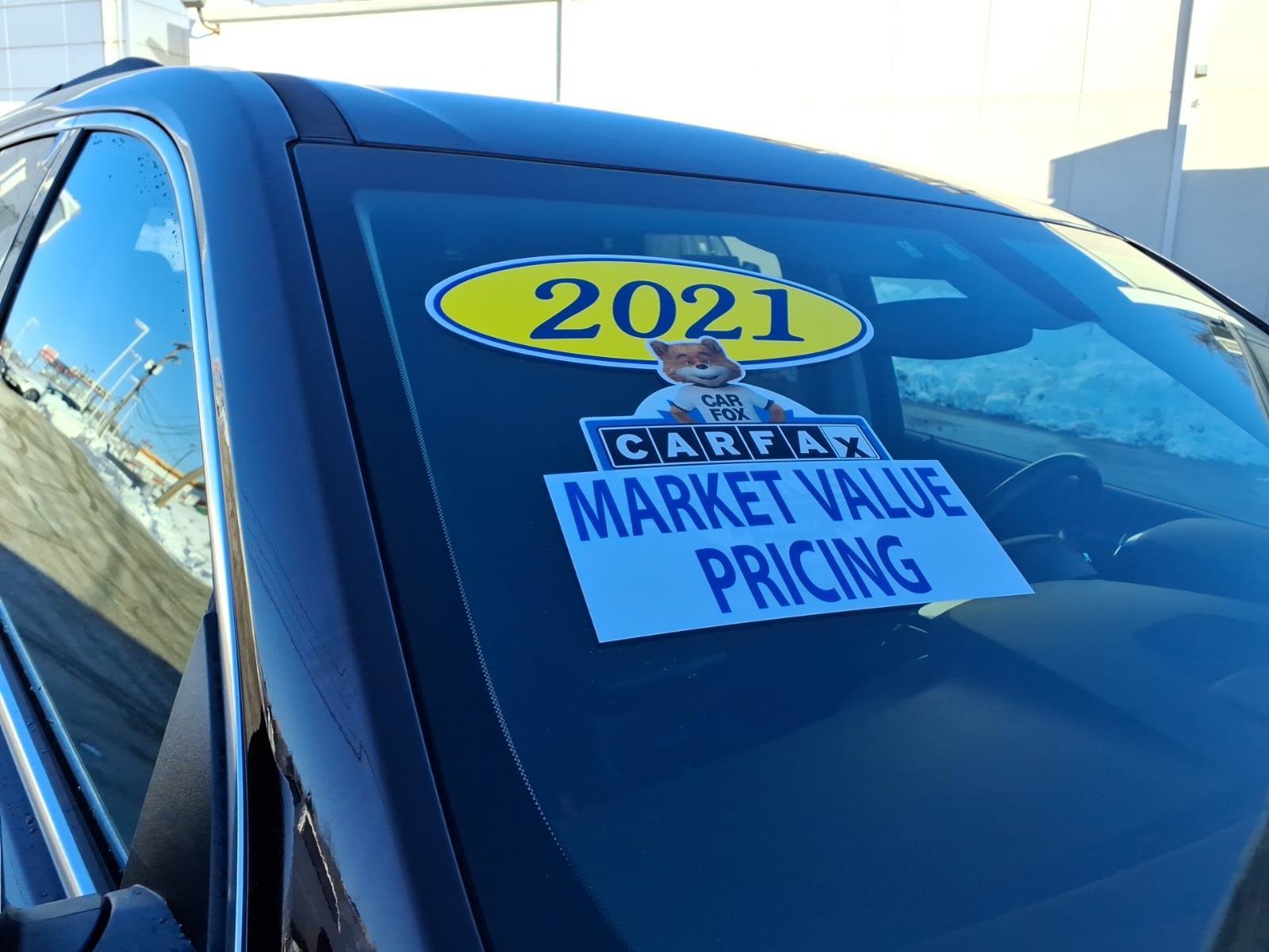 Certified 2021 Chevrolet Traverse LT image 10